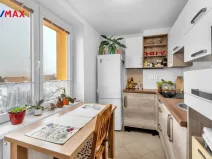 Prodej bytu 3+1, Ostroměř, T. G. Masaryka, 68 m2