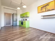 Pronájem bytu 2+kk, Praha, Ruská, 47 m2