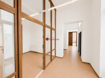 Pronájem kanceláře, Pardubice - Zelené Předměstí, třída Míru, 182 m2