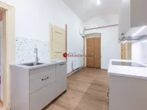 Pronájem bytu 2+1, Praha - Nové Město, Na Zderaze, 59 m2