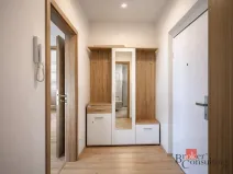 Pronájem bytu 2+kk, Pardubice - Pardubičky, Nová Tesla, 48 m2