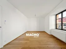 Pronájem bytu 1+kk, Praha, Bělehradská, 26 m2