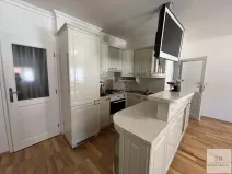 Prodej bytu 4+kk, Karlovy Vary, Sadová, 94 m2