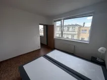 Pronájem bytu 2+kk, Praha - Smíchov, Křížová, 35 m2