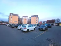 Pronájem garážového stání, Břeclav, 11 m2