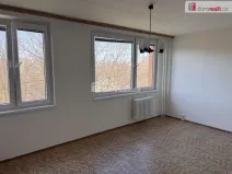 Pronájem bytu 1+kk, Praha - Černý Most, Dygrýnova, 17 m2