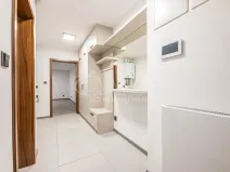 Pronájem bytu 1+kk, Praha, Květnická, 38 m2