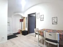 Pronájem bytu 2+kk, Benešov, Masarykovo náměstí, 44 m2