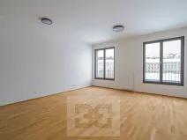 Prodej bytu 1+kk, Praha - Smíchov, Toyen, 42 m2
