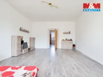 Prodej bytu 1+1, Chabařovice, Husovo náměstí, 59 m2