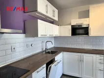 Pronájem bytu 2+kk, Praha - Žižkov, V kapslovně, 58 m2