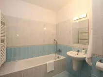 Pronájem bytu 2+kk, Pardubice - Trnová, Jozefa Gabčíka, 55 m2