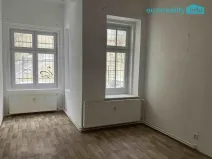 Pronájem kanceláře, Mariánské Lázně, Hlavní třída, 45 m2
