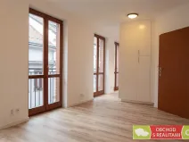 Pronájem bytu 1+kk, Praha, Kozácká, 30 m2