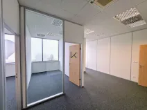 Pronájem kanceláře, Praha - Horní Počernice, Sezemická, 265 m2