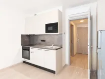 Pronájem bytu 1+kk, Praha - Hloubětín, Poděbradská, 32 m2