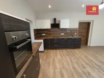 Prodej rodinného domu, Bystřany, Husova, 180 m2