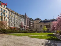 Prodej obchodního prostoru, Karlovy Vary, Divadelní náměstí, 52 m2