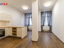 Pronájem bytu 1+kk, Praha - Žižkov, Cimburkova, 30 m2