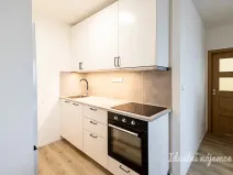 Pronájem bytu 2+kk, Praha, Zelenohorská, 43 m2