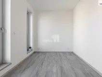 Pronájem bytu 2+kk, Praha - Libeň, V Holešovičkách, 56 m2
