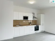 Pronájem bytu 2+kk, Praha - Libeň, V Holešovičkách, 56 m2