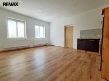 Pronájem bytu 2+kk, Police nad Metují, Masarykovo náměstí, 47 m2