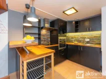 Prodej bytu 2+kk, Šestajovice, Komenského, 63 m2