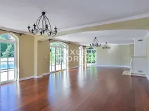 Pronájem vily, Praha - Nebušice, Spojová, 600 m2