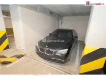 Pronájem garáže, Praha - Vinohrady, Korunní, 15 m2