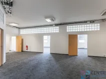 Pronájem kanceláře, Praha - Holešovice, U Pergamenky, 82 m2
