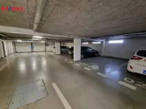 Pronájem garážového stání, Praha - Libeň, Kovanecká, 15 m2