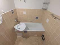 Pronájem bytu 2+1, Klášterec nad Ohří, Okružní, 59 m2