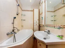 Prodej bytu 2+kk, Praha - Prosek, Litvínovská, 39 m2