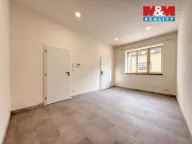Pronájem kanceláře, Nymburk, Dlouhá třída, 20 m2