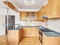 Prodej rodinného domu, Praha - Kyje, Stulíková, 375 m2