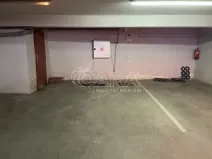 Pronájem garážového stání, Praha, Krymská, 12 m2