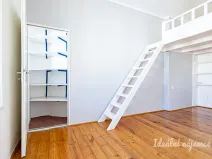 Pronájem bytu 1+kk, Praha, Jaromírova, 35 m2