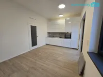 Pronájem bytu 1+kk, Praha - Smíchov, U Lihovaru, 29 m2