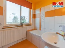 Prodej bytu 3+1, Vojtanov, Nádražní čtvrť, 83 m2