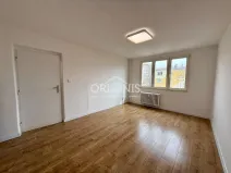 Pronájem bytu 2+1, Kadaň, Budovatelů, 52 m2