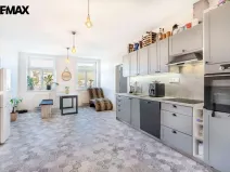 Prodej bytu 3+kk, Karlovy Vary, Bulharská, 94 m2