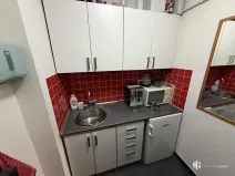 Pronájem kanceláře, Praha - Holešovice, Komunardů, 100 m2