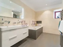 Prodej rodinného domu, Kunžak - Valtínov, 401 m2