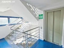 Pronájem garážového stání, Praha, Pešlova, 14 m2