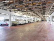 Pronájem garážového stání, Praha, Pešlova, 14 m2