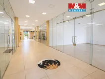 Pronájem obchodního prostoru, Benešov, Masarykovo náměstí, 50 m2