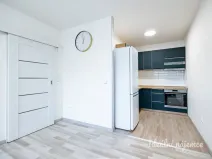 Pronájem bytu 2+kk, Praha - Hloubětín, Kardašovská, 42 m2