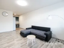 Pronájem bytu 2+kk, Praha - Hloubětín, Kardašovská, 42 m2