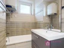 Prodej bytu 3+kk, Zaječí, Dlážděná, 82 m2